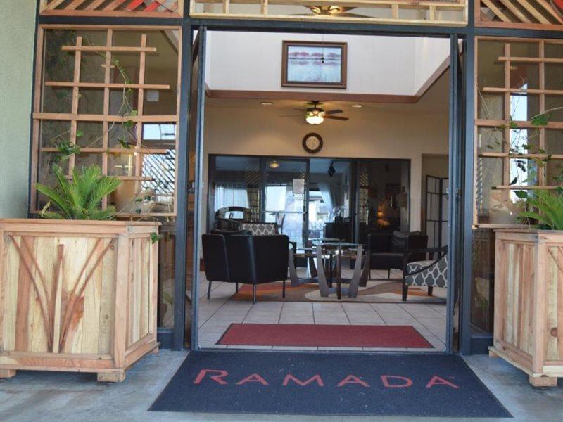 Ramada By Wyndham Arcata Hotel Екстериор снимка