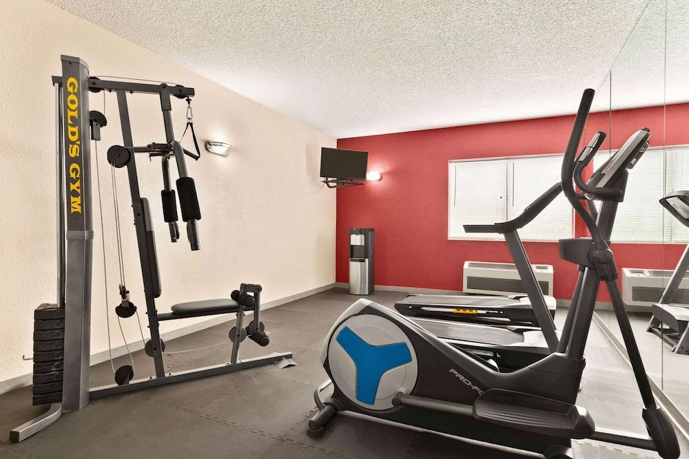 Ramada By Wyndham Arcata Hotel Екстериор снимка